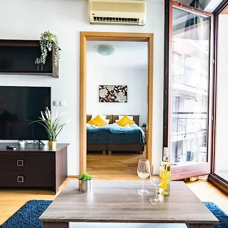 Free Parking! Soho Budapest 304, 4 Ppl, Ac, Fast Wifi, Smart Tv Exterior photo