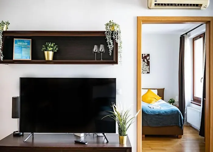 Free Parking! Soho Budapest 304, 4 Ppl, Ac, Fast Wifi, Smart Tv