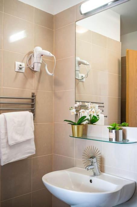 Apartmán Free Parking! Soho 304, 4 Ppl, Ac, Fast Wifi, Smart Tv Budapešť